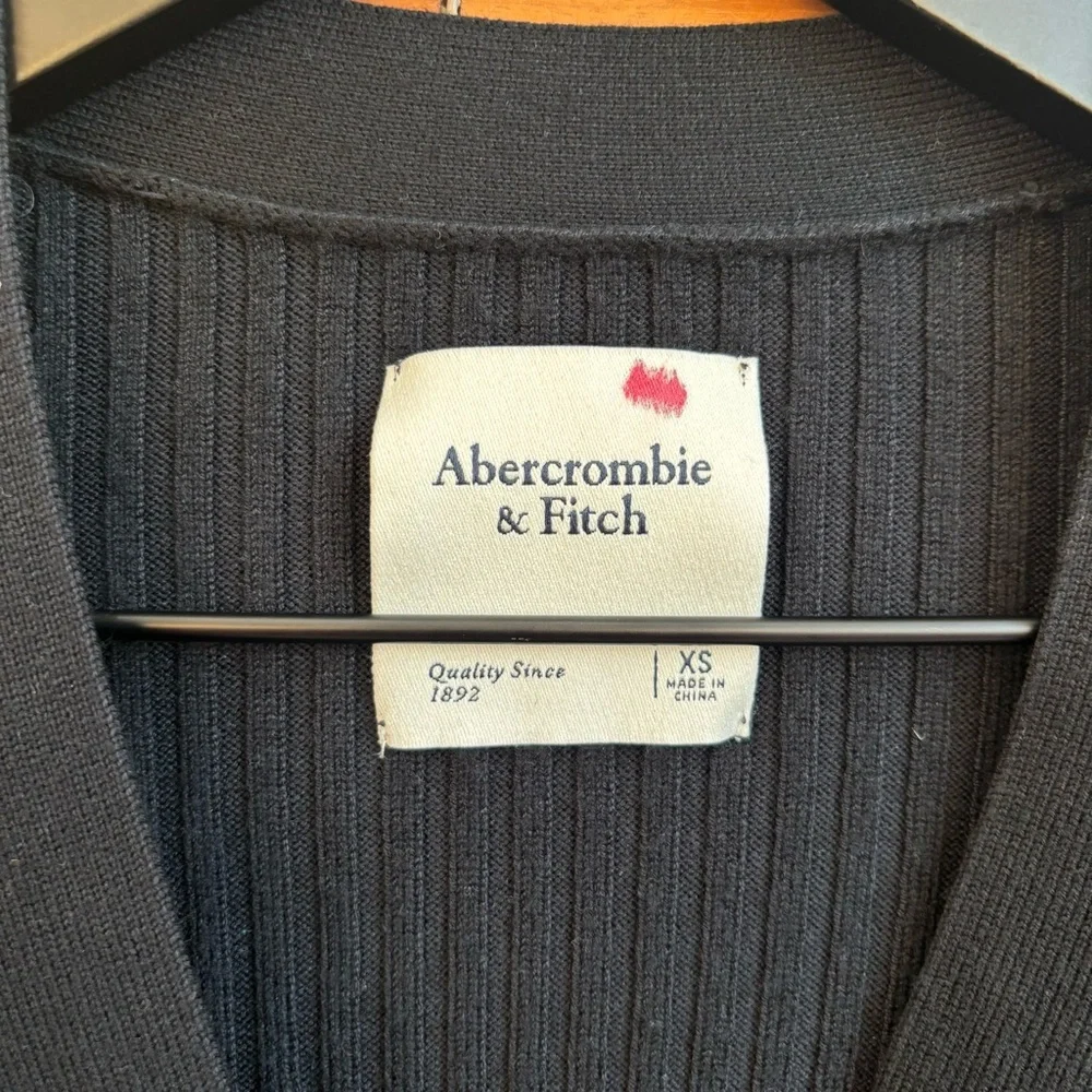 Abercrombie & Fitch Black Ribbed Cardigan - Picture 4 of 6